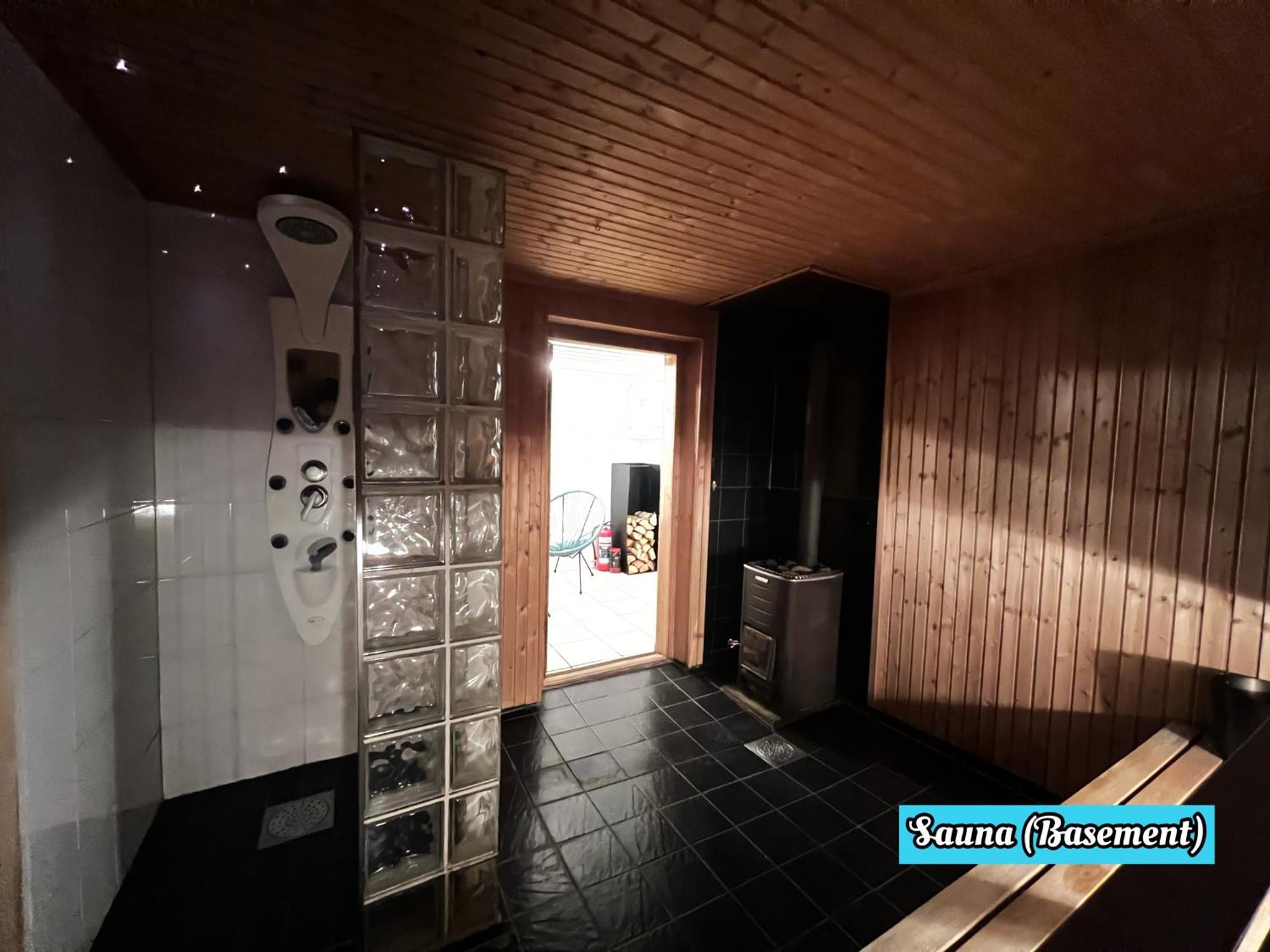 Kiruna Accommodation Vintergatan 5B, Villa For 10 Person Extérieur photo